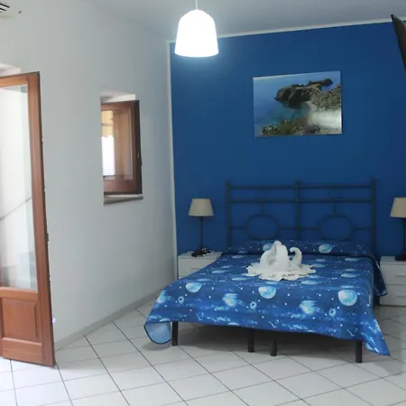 Aparthotel Vacanze S. Anna 3*