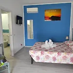 Vacanze S. Anna Aparthotel