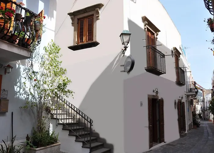 Apartmanhotel Vacanze S. Anna 3*